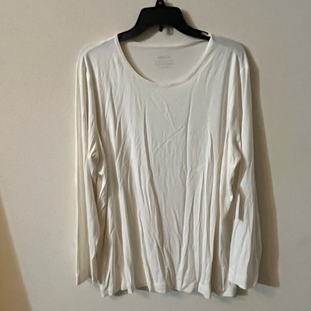 Chicos NWT cream tee